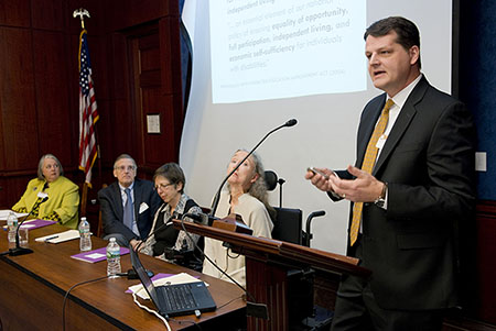Vanderbilt Kennedy Center (TN UCEDD, LEND, IDDRC) Member Erik Carter Serves as Expert Speaker at Congressional Briefing