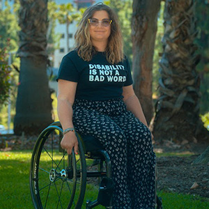 Image of Hari Srinivasan, an Indian man with black hair wearing a shirt, tie and lab coat.